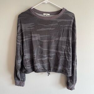 Z Supply Gray Camouflage Long Sleeve Top